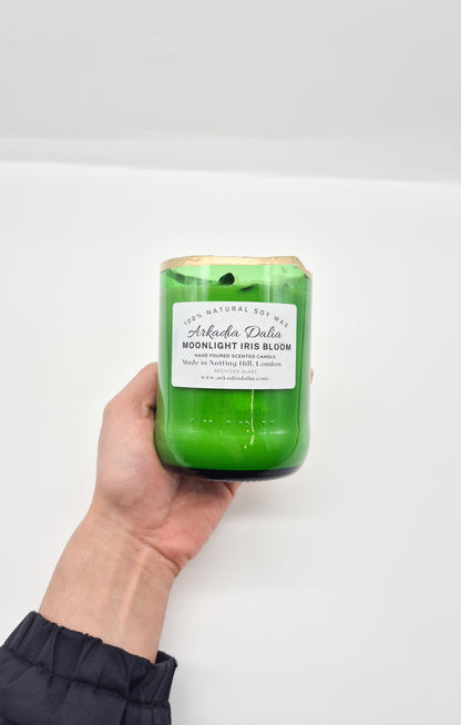 MOONLIGHT IRIS BLOOM